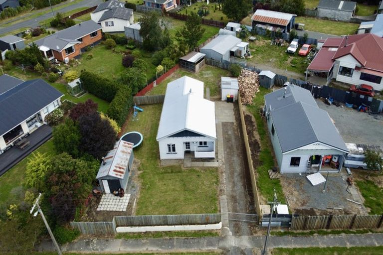 Photo of property in 63 Elles Road, Otautau, 9610