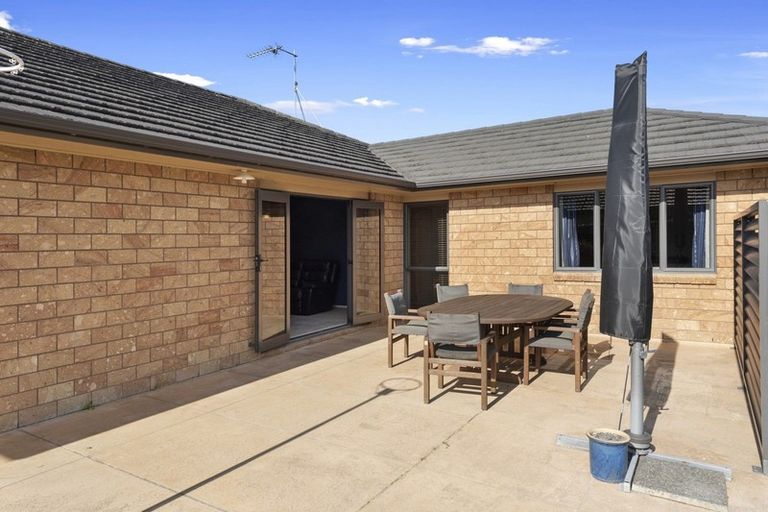 Photo of property in 12 Grace Avenue, Rototuna North, Hamilton, 3210