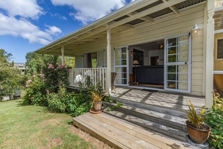 Photo of property in 2 Duncan Street, Raetihi, 4632