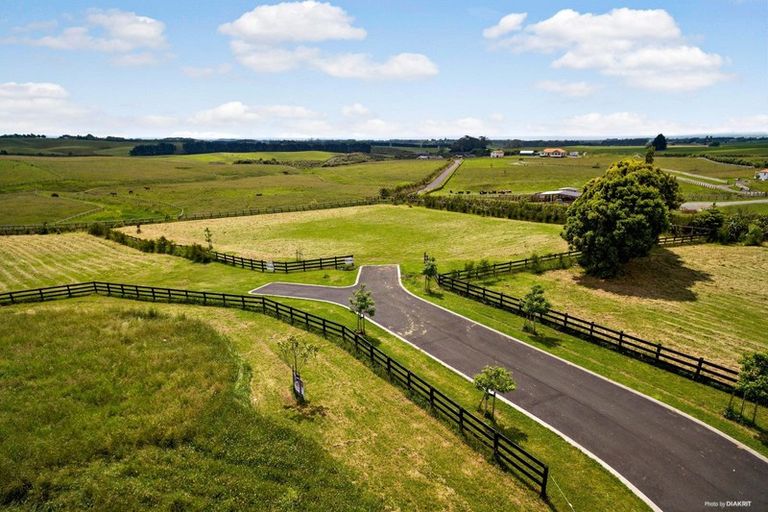 Photo of property in 133 Batty Road, Kingseat, Papakura, 2580