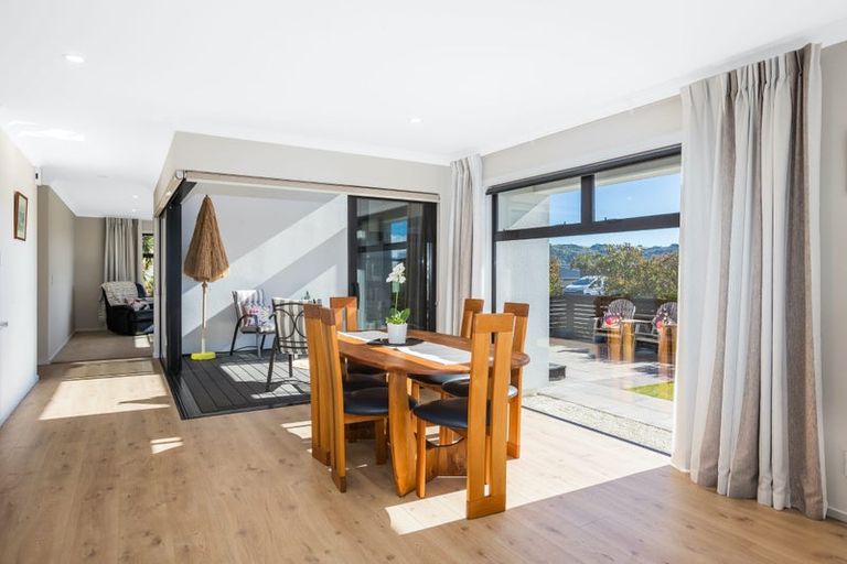 Photo of property in 3 Grace Cove, Aotea, Porirua, 5024