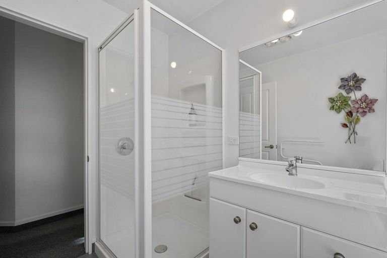 Photo of property in 18 Robinson Terrace, Rangatira Park, Taupo, 3330