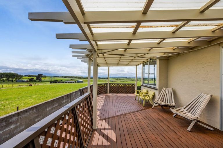 Photo of property in 762 Hastings Road, Matapu, Hawera, 4675