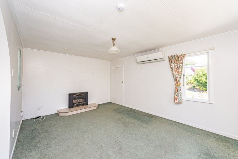 Photo of property in 62 Parkes Avenue, Saint Johns Hill, Whanganui, 4501