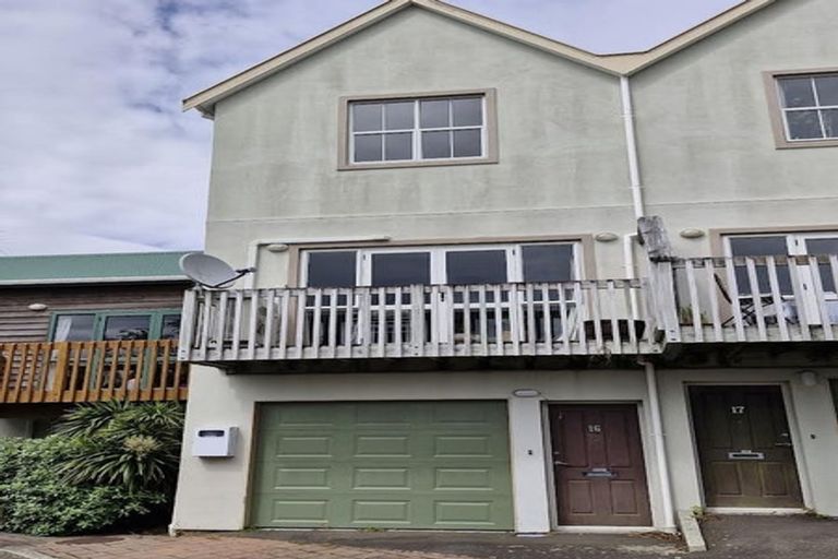 Photo of property in 16/5 Malcolm Lane, Thorndon, Wellington, 6011