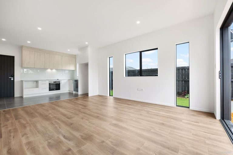 Photo of property in 13c Von Sturmer Street, Mangere East, Auckland, 2024