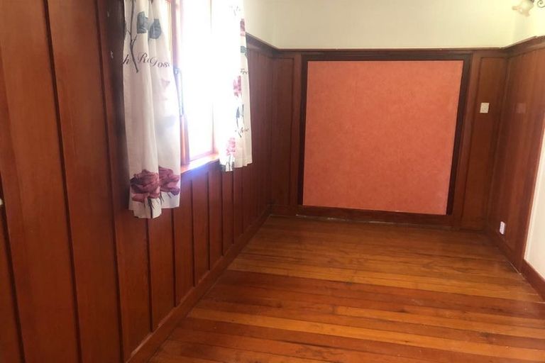 Photo of property in 37 Mcparland Street, Ebdentown, Upper Hutt, 5018