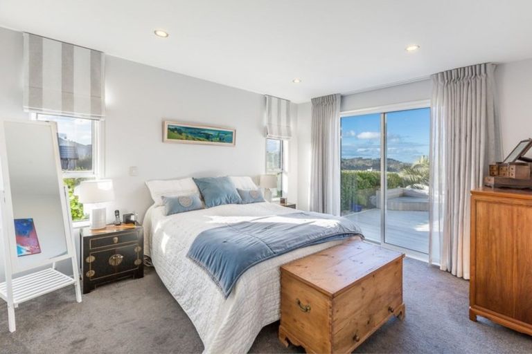 Photo of property in 26 Seaview Crescent, Hatfields Beach, Orewa, 0931