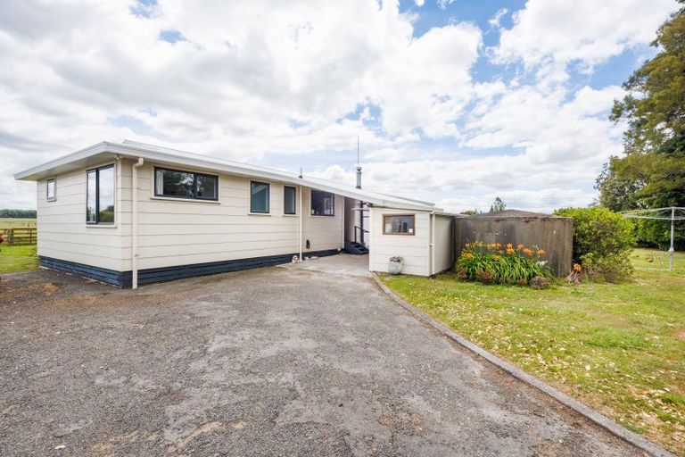 Photo of property in 69 Reid Line East, Aorangi, Feilding, 4775