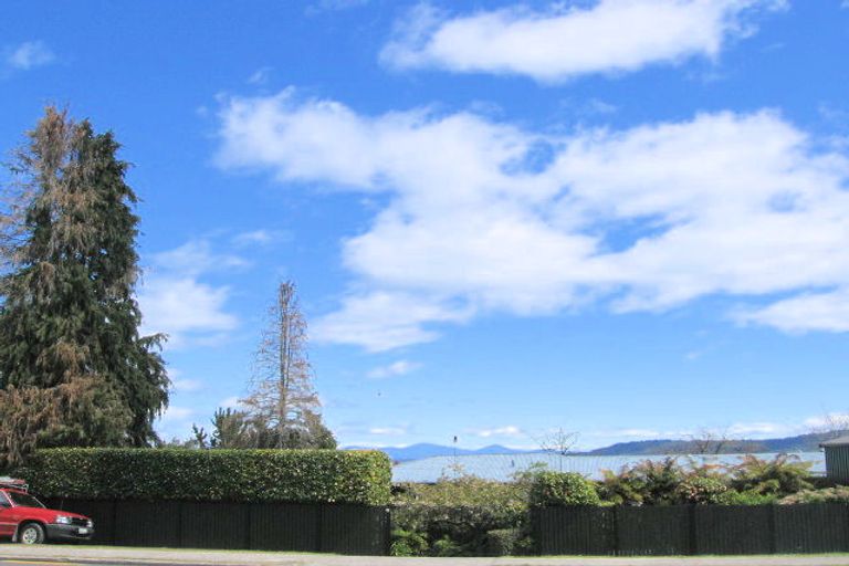 Photo of property in 167 Lake Terrace, Hilltop, Taupo, 3330