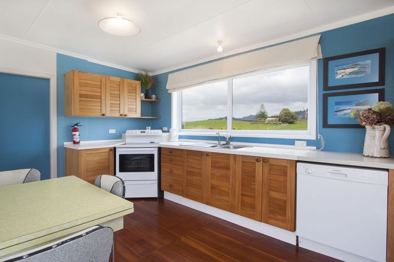 Photo of property in 124 Seaforth Road, Waihi Beach, 3611