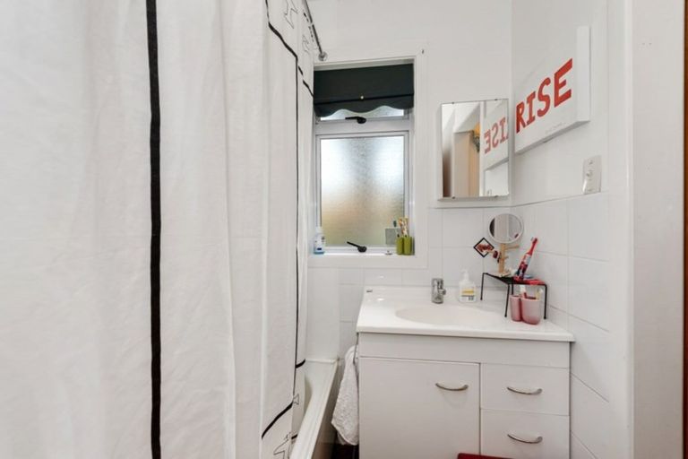 Photo of property in 10a Lewis Street, Glenview, Hamilton, 3206