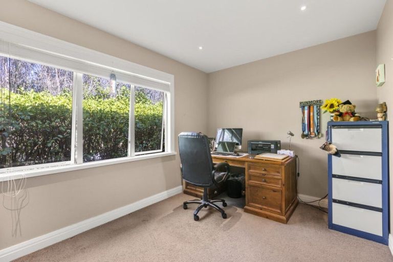 Photo of property in 572 Ormiston Road, Flat Bush, Manurewa, 2576