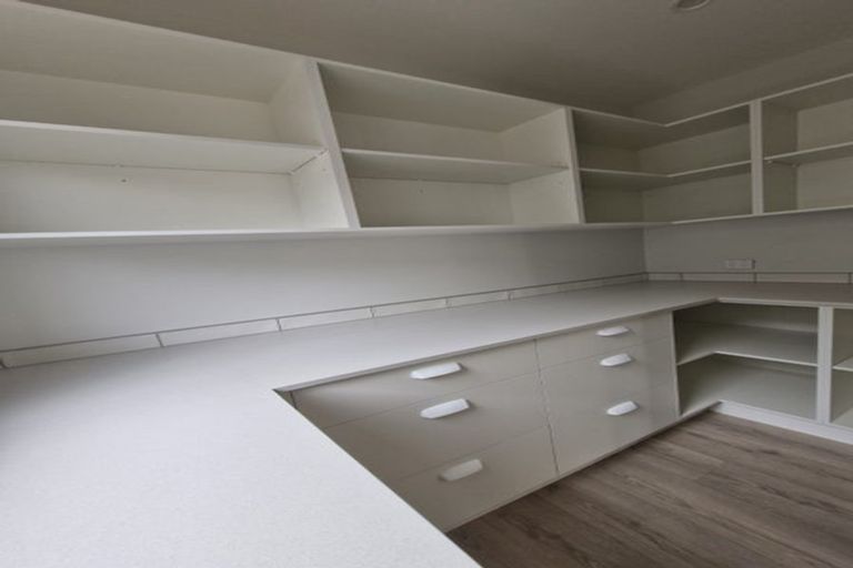 Photo of property in 20 Arohaina Avenue, Karaka, 2124