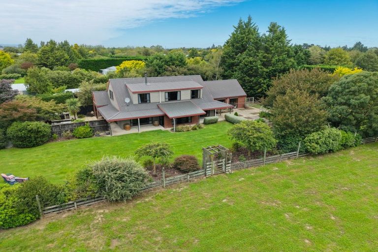 Photo of property in 12 Kowhai Drive, Darfield, 7510