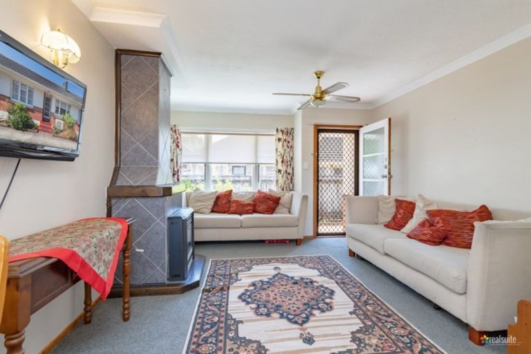 Photo of property in 5 Lane Street, Wallaceville, Upper Hutt, 5018