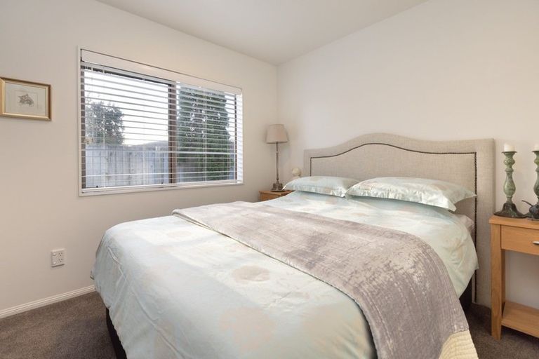 Photo of property in 12 Maldives Way, Papamoa Beach, Papamoa, 3118