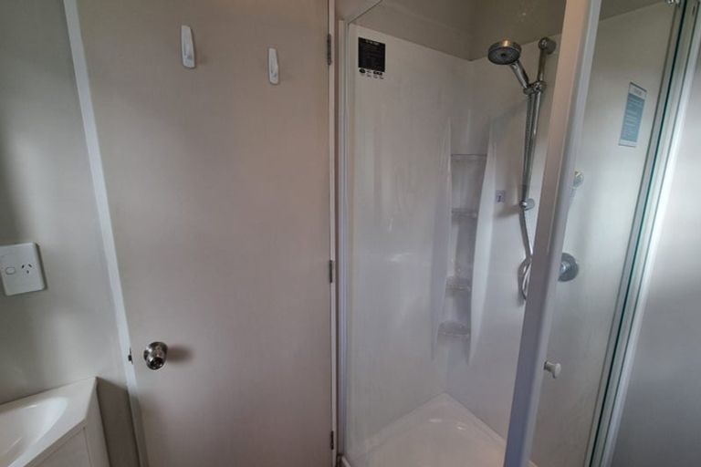 Photo of property in 26 Seaward Road, Edendale, 9825