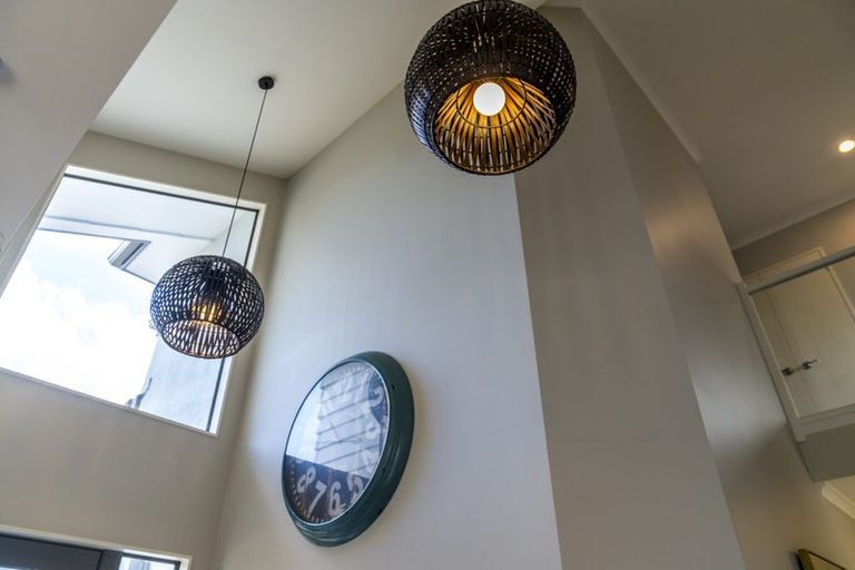 Photo of property in 22 Gala Place, Henderson, Auckland, 0612