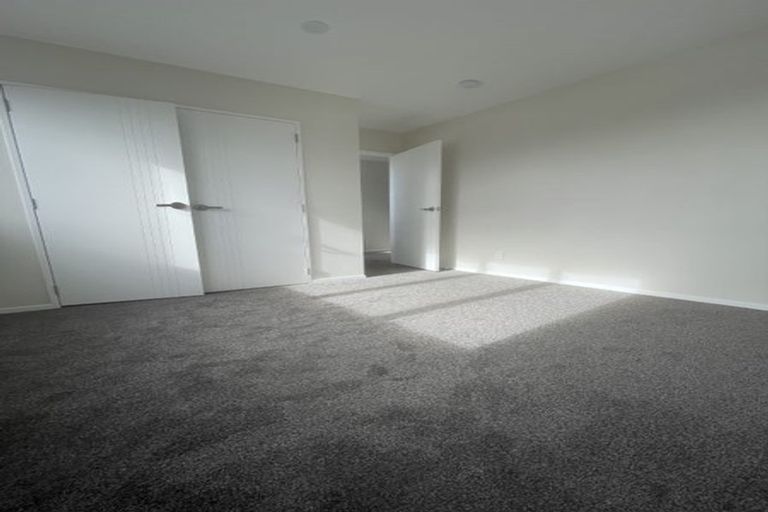 Photo of property in 17c Kemble Close, Mangere, Auckland, 2022