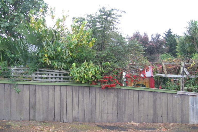 Photo of property in 7 Lawrence Road, Hospital Hill, Napier, 4110