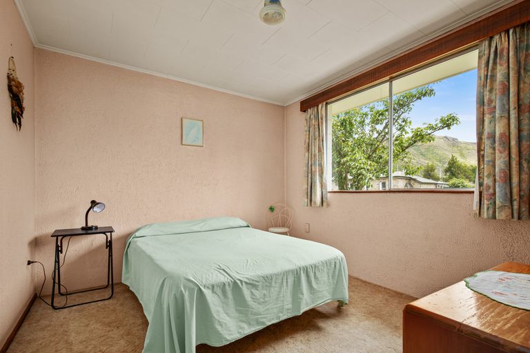 Photo of property in 3 Fraser Street, Clyde, 9330