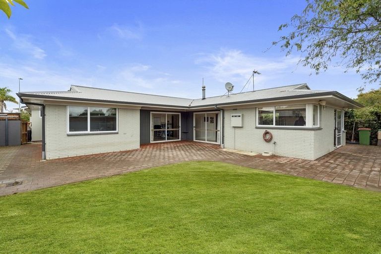 Photo of property in 27 Glen Lynne Avenue, Queenwood, Hamilton, 3210