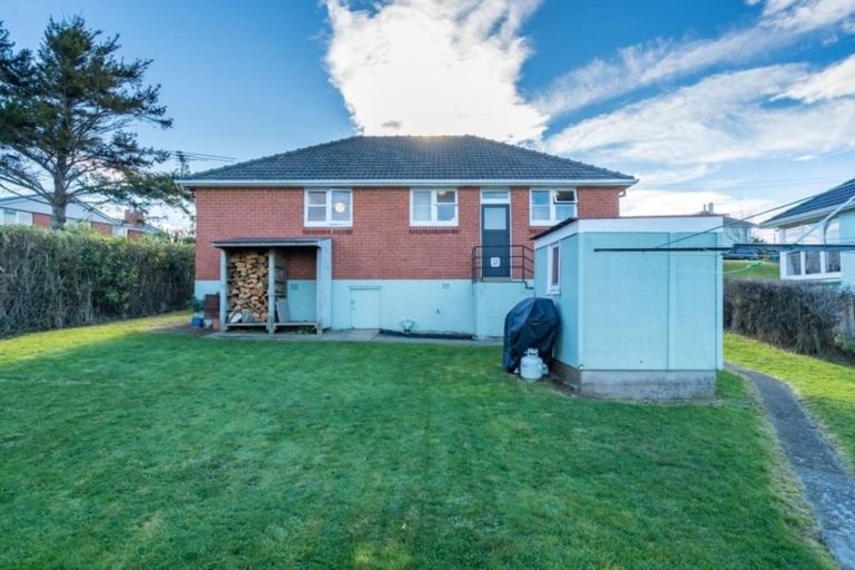 Photo of property in 2 Ballantyne Street, Waverley, Dunedin, 9013