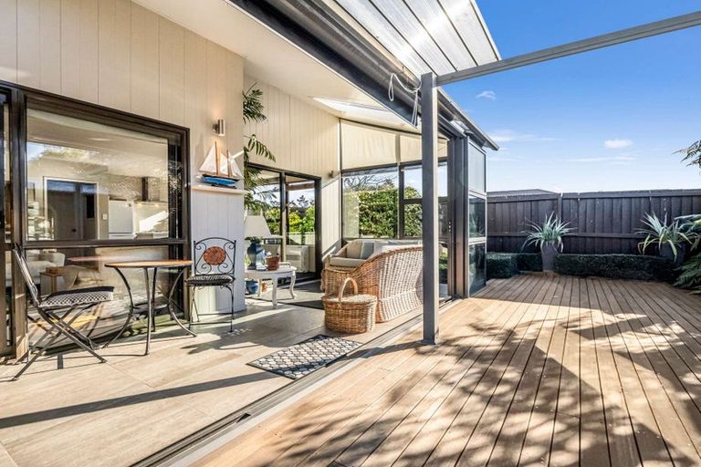 Photo of property in 7 Glenharrow Avenue, Avonhead, Christchurch, 8042