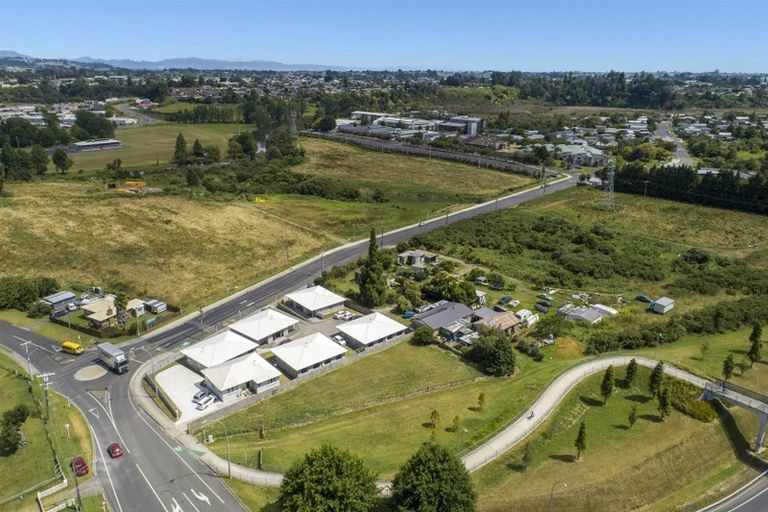 Photo of property in 3a Windermere Drive, Poike, Tauranga, 3112