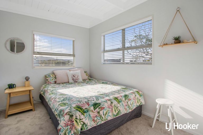 Photo of property in 4 Hereford Place, Waihi Beach, 3611