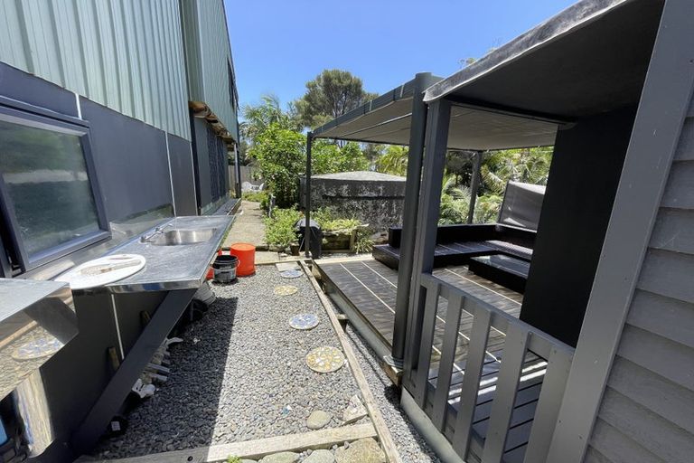 Photo of property in 54 Powells Road, Cable Bay, 0420