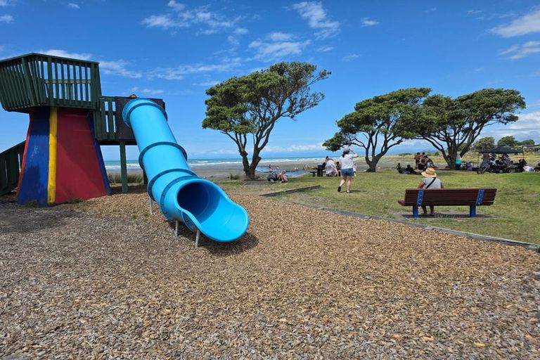 Photo of property in 260 Pohutukawa Avenue, Ohope, 3121