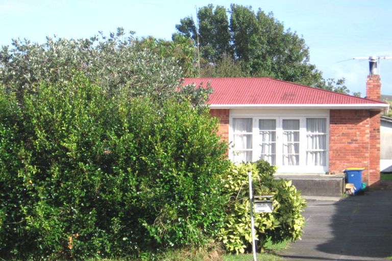 Photo of property in 57 Larnoch Road, Henderson, Auckland, 0610