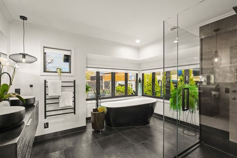 Photo of property in 25 Ethereal Crescent, Mount Pisa, Cromwell, 9383