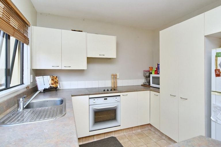 Photo of property in 27 Parade Court, Addington, Christchurch, 8024