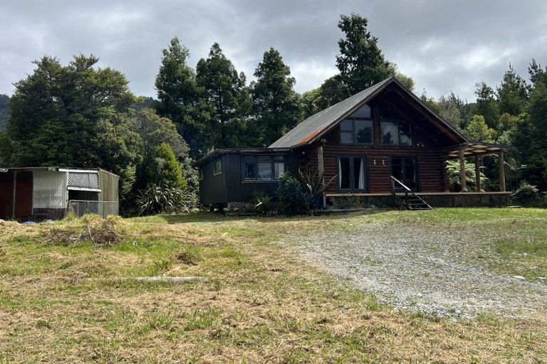 Photo of property in 260 Omoto Valley Road, Kaiata, Greymouth, 7805