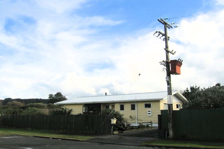 Photo of property in 25 Ranfurly Street, Moerewa, 0211