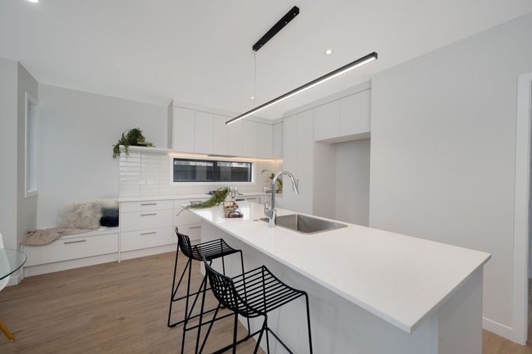 Photo of property in 8 Clovelly Road, Bucklands Beach, Auckland, 2012