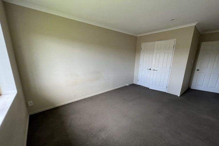 Photo of property in 3 Exotic Place, Massey, Auckland, 0614