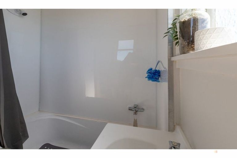 Photo of property in 15 Tay Street, Waimataitai, Timaru, 7910