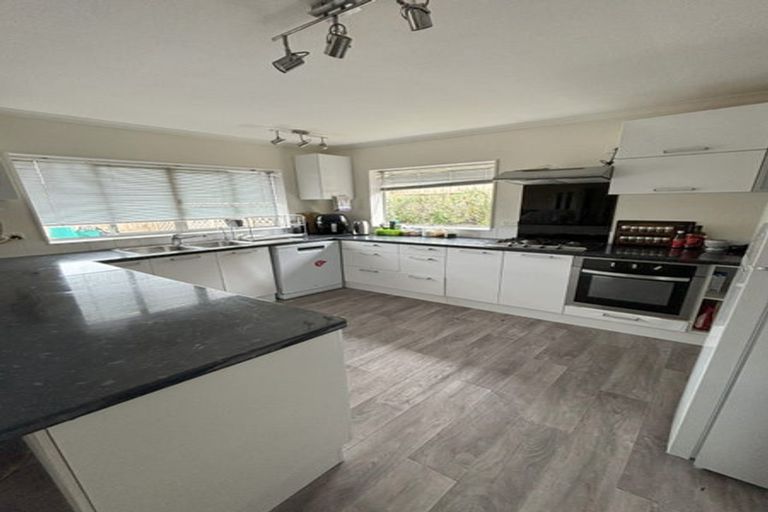 Photo of property in 225 Grandview Road, Western Heights, Hamilton, 3200