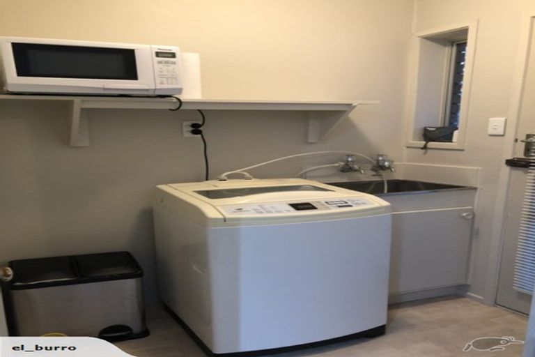 Photo of property in 1/3 Bryers Place, Bayview, Auckland, 0629