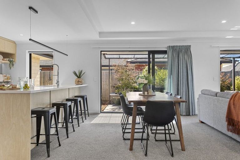 Photo of property in 37 Lock Crescent, Kaiapoi, 7630