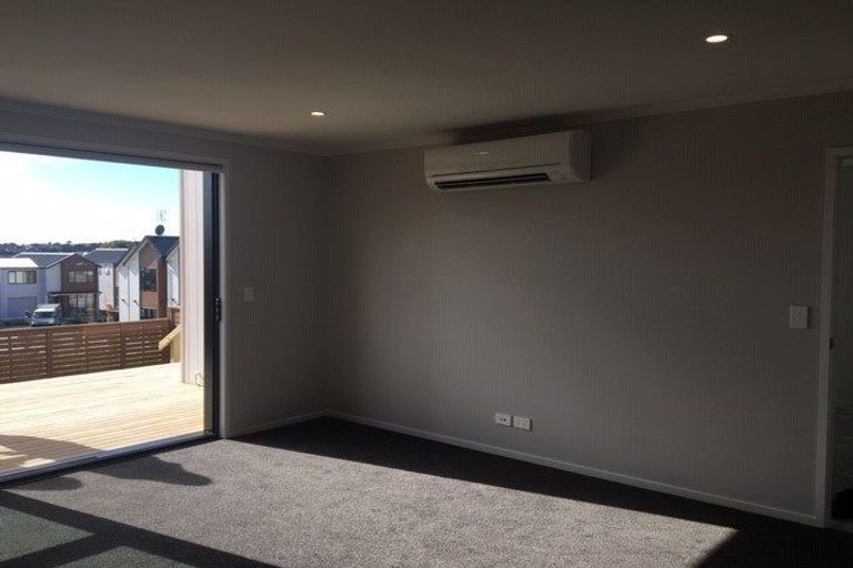 Photo of property in 5 Seafarer Crescent, Stanmore Bay, Whangaparaoa, 0932