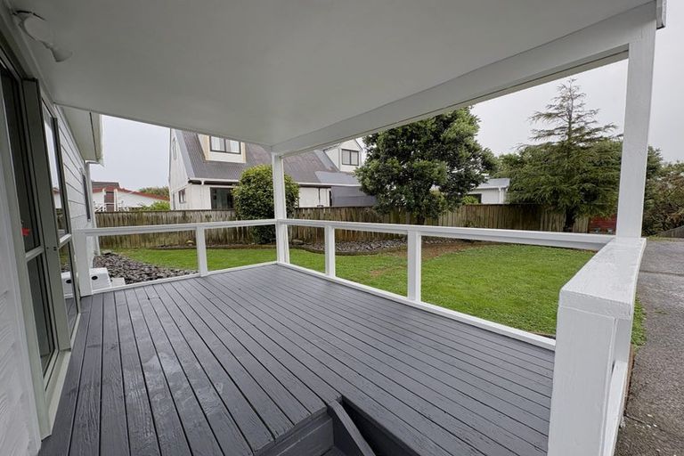 Photo of property in 15b Whitechapel Grove, Stokes Valley, Lower Hutt, 5019