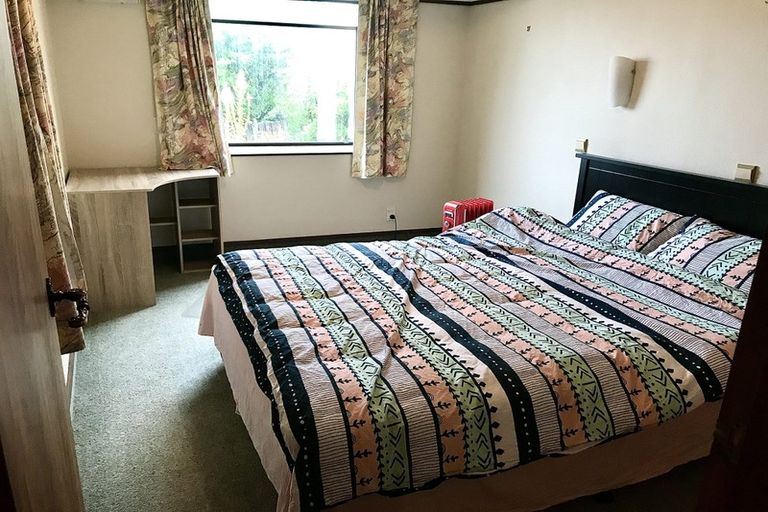 Photo of property in 52 Homebush Road, Khandallah, Wellington, 6035