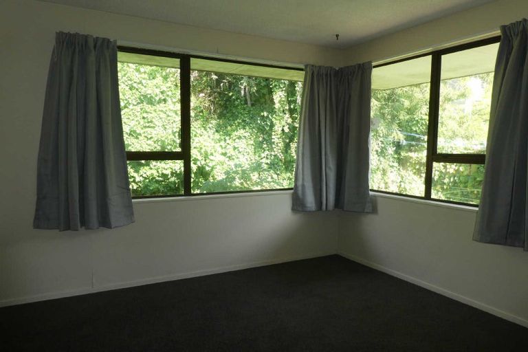 Photo of property in 2/14 Siska Place, Upper Riccarton, Christchurch, 8041