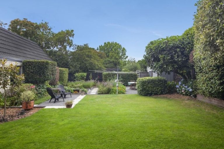 Photo of property in 15 Chepstow Avenue, Fendalton, Christchurch, 8052