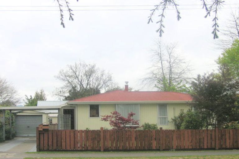 Photo of property in 2/13 Frederick Street, Two Mile Bay, Taupo, 3330